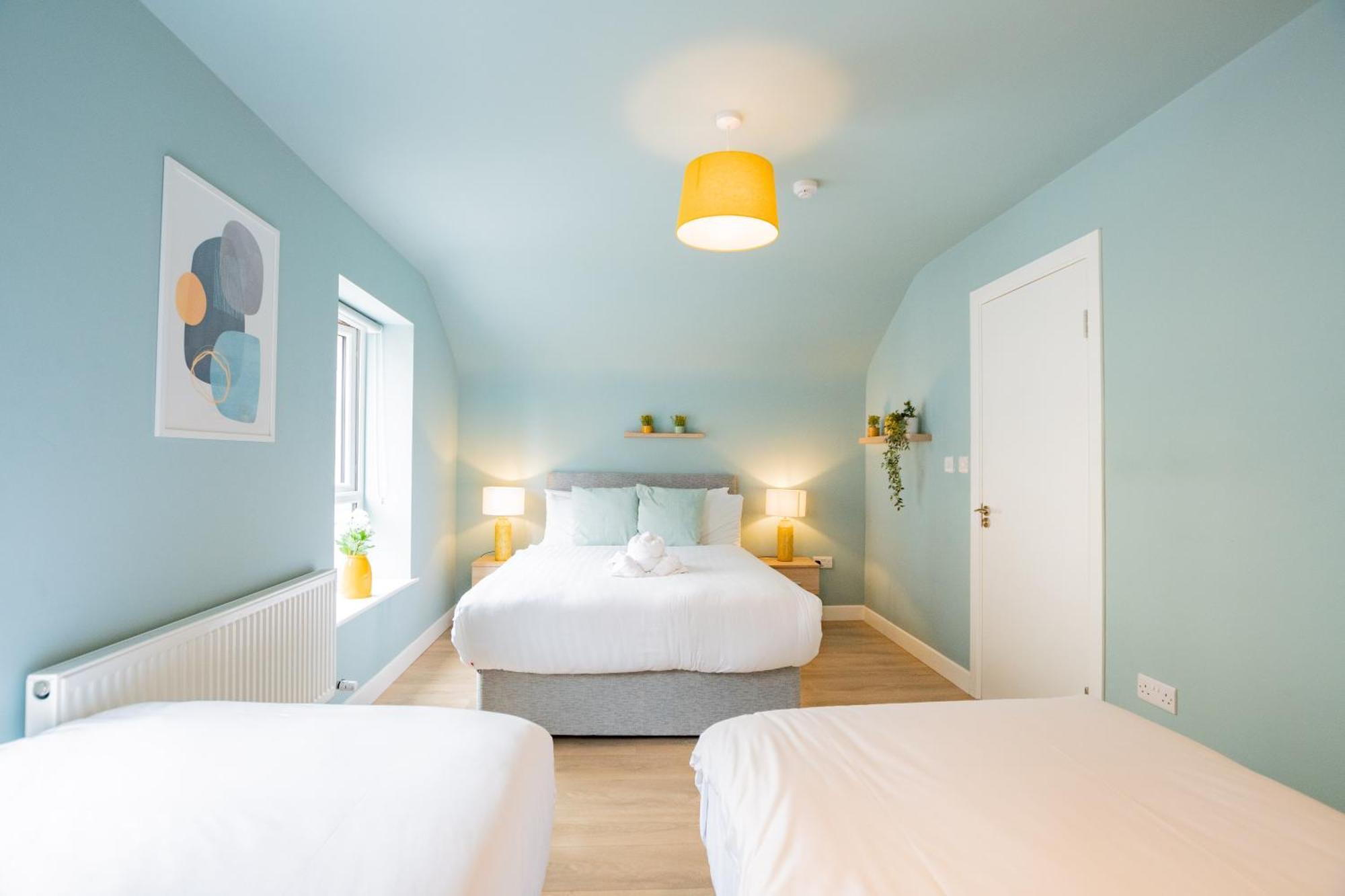 הוילה דבלין The Large Group House -Sleeps 21 מראה חיצוני תמונה