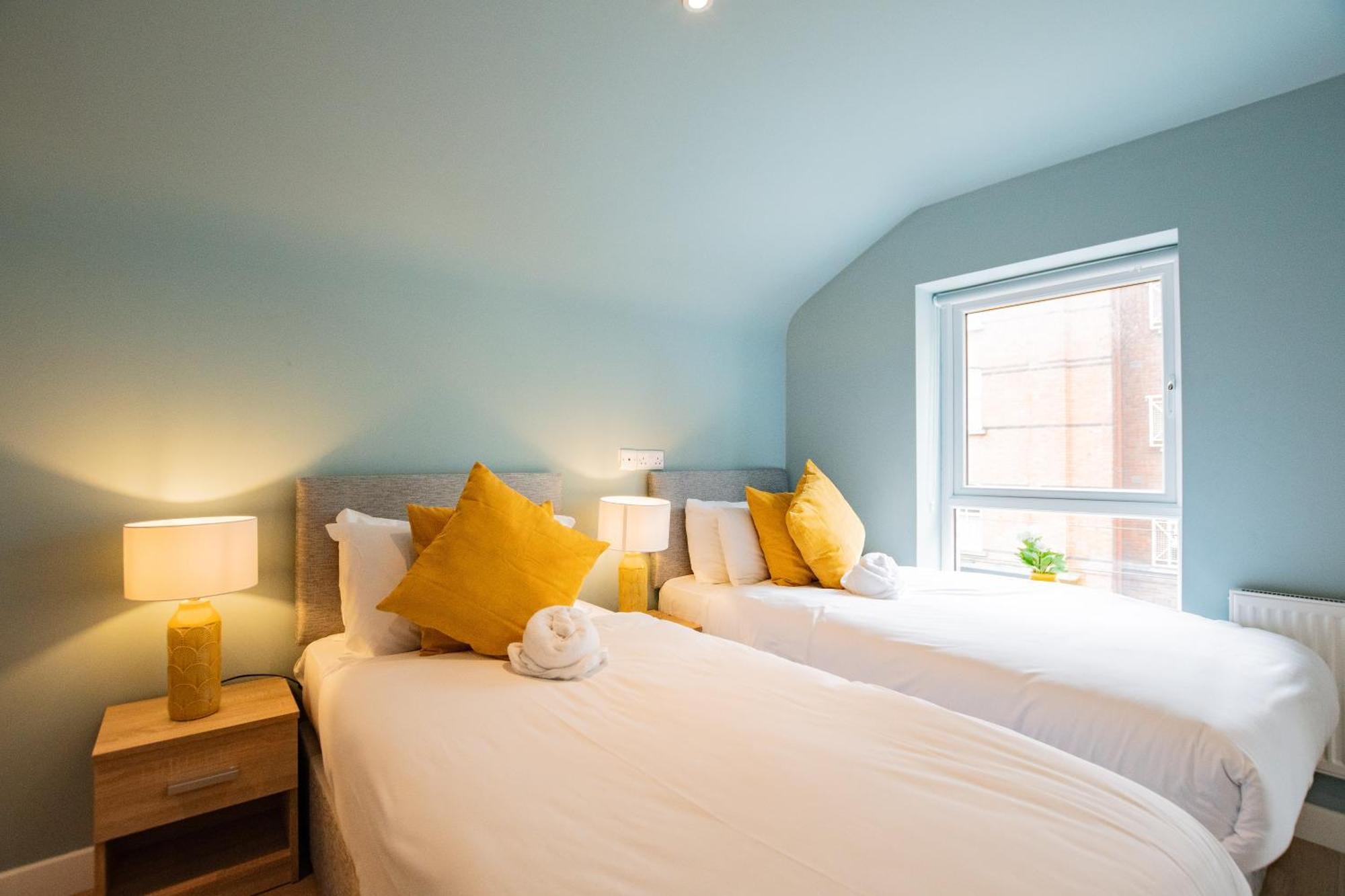 הוילה דבלין The Large Group House -Sleeps 21 מראה חיצוני תמונה