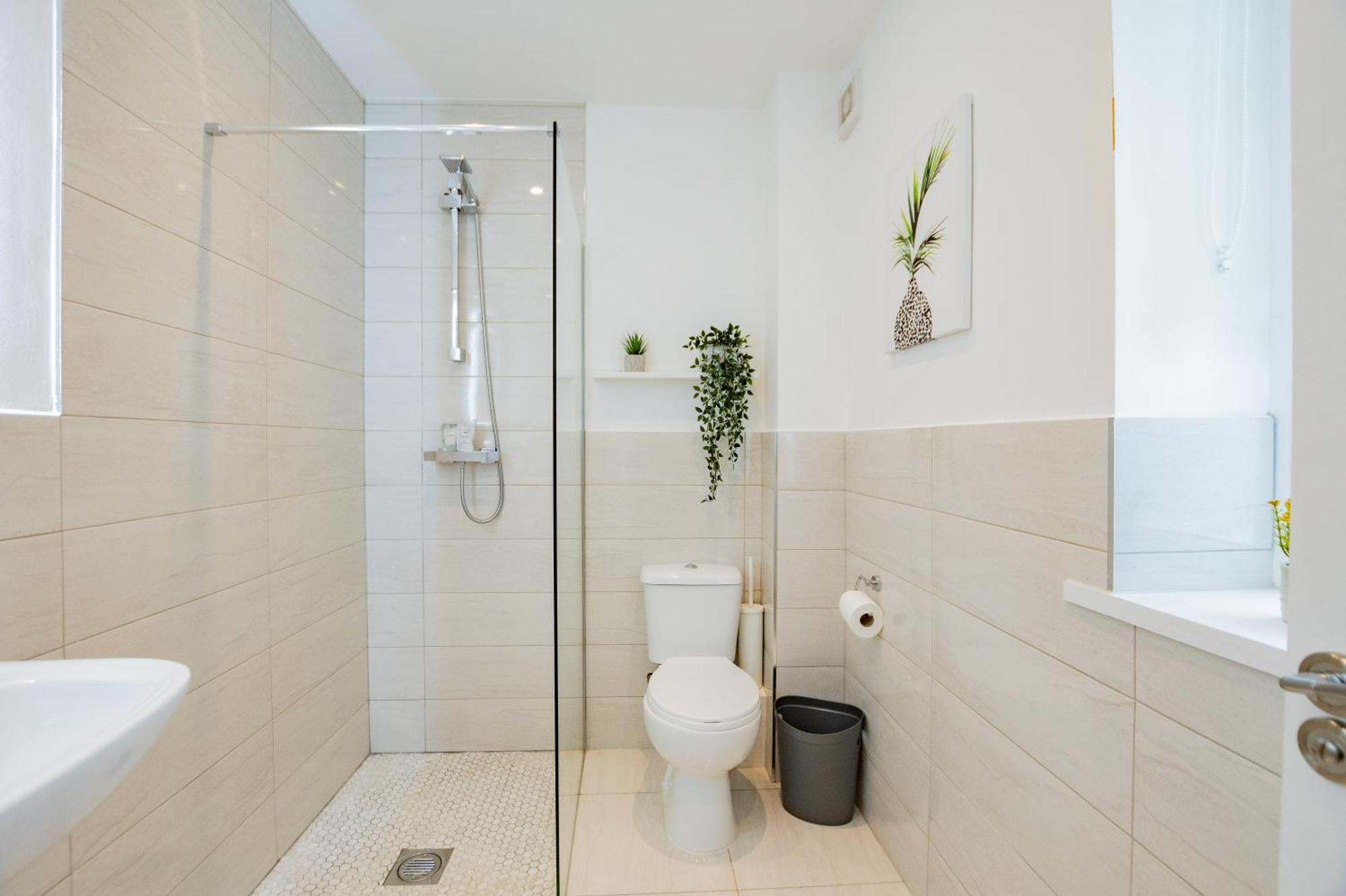 הוילה דבלין The Large Group House -Sleeps 21 מראה חיצוני תמונה