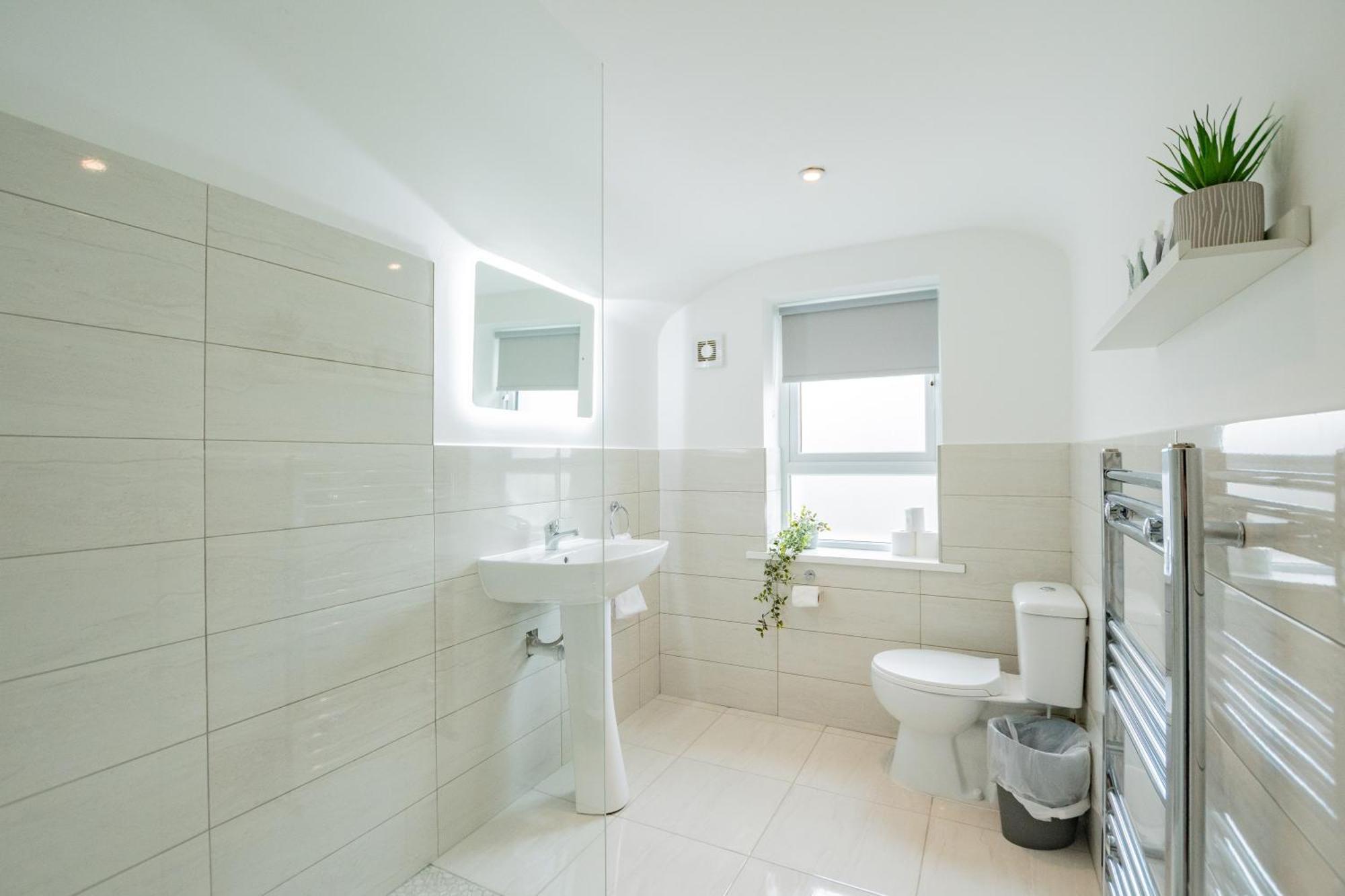 הוילה דבלין The Large Group House -Sleeps 21 מראה חיצוני תמונה