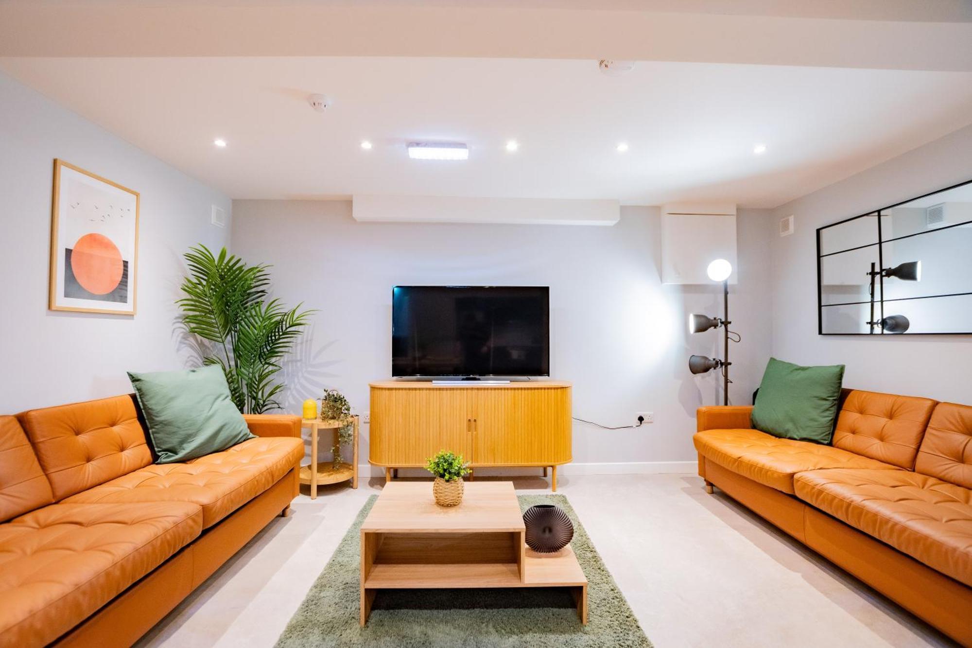הוילה דבלין The Large Group House -Sleeps 21 מראה חיצוני תמונה