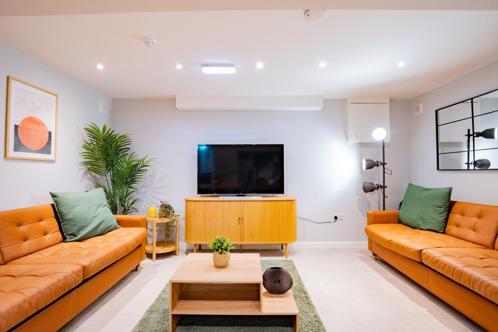 הוילה דבלין The Large Group House -Sleeps 21 מראה חיצוני תמונה